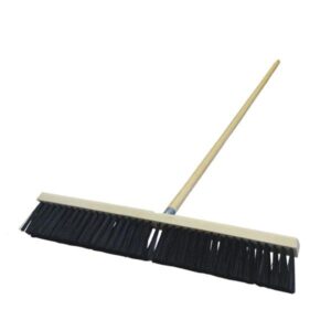 24" PUSH BROOM, WOOD HDL, PP BRSTLE